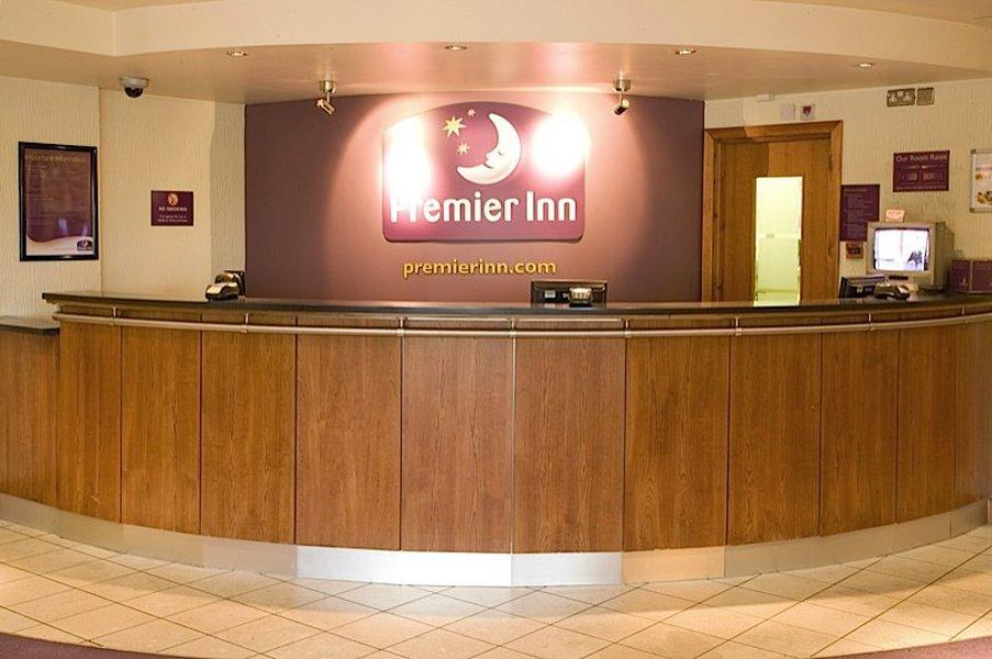 Premier Inn London Heathrow M4/J4 هيثرو المظهر الخارجي الصورة