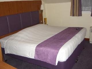 Premier Inn London Heathrow M4/J4 هيثرو المظهر الخارجي الصورة